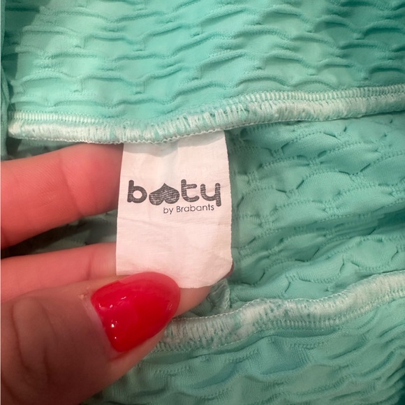 Booty By Brabants Cropped Croco Leggings - Picture 3 of 6